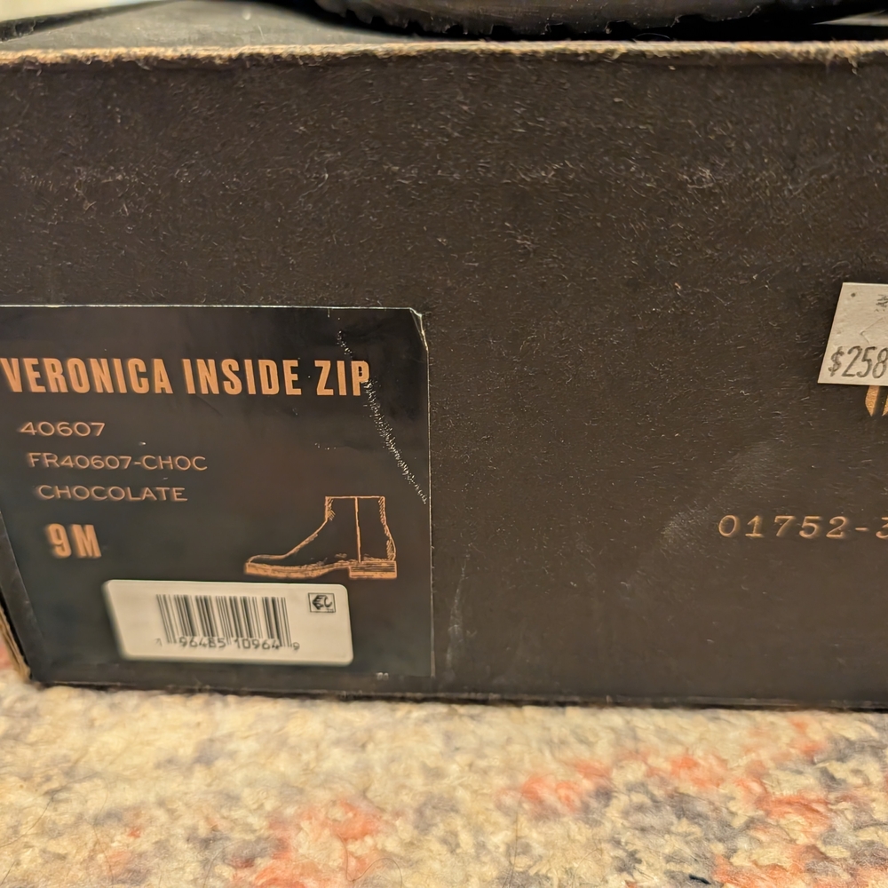 Women's Brown Leather Boots - Picture 4 of 11